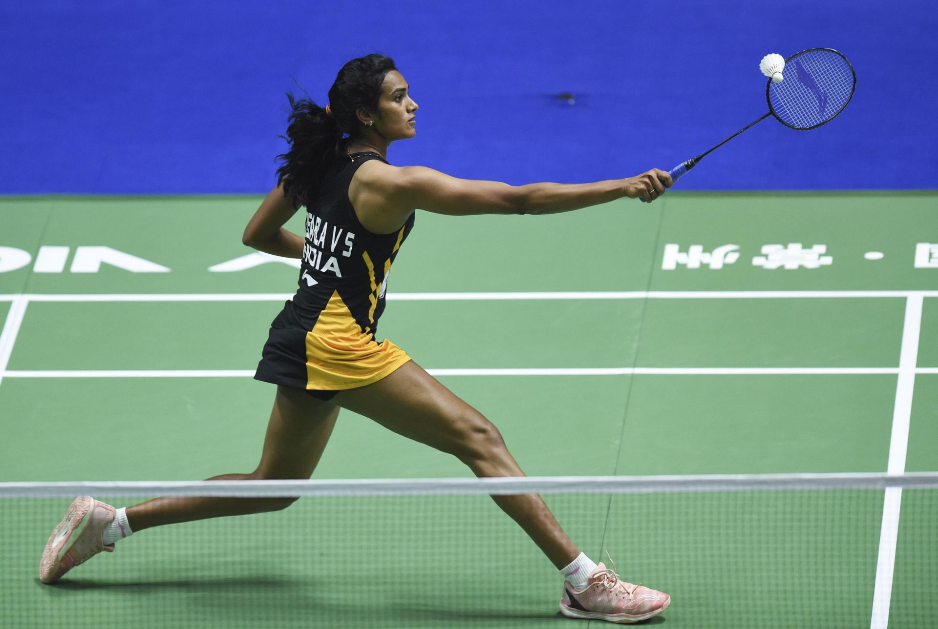 印度队轻取丹麦队,辛杜状态火热 印度队轻取丹麦队,辛杜状态火热