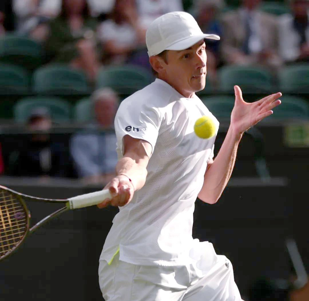 美网绝杀温网，西西帕斯统治全场