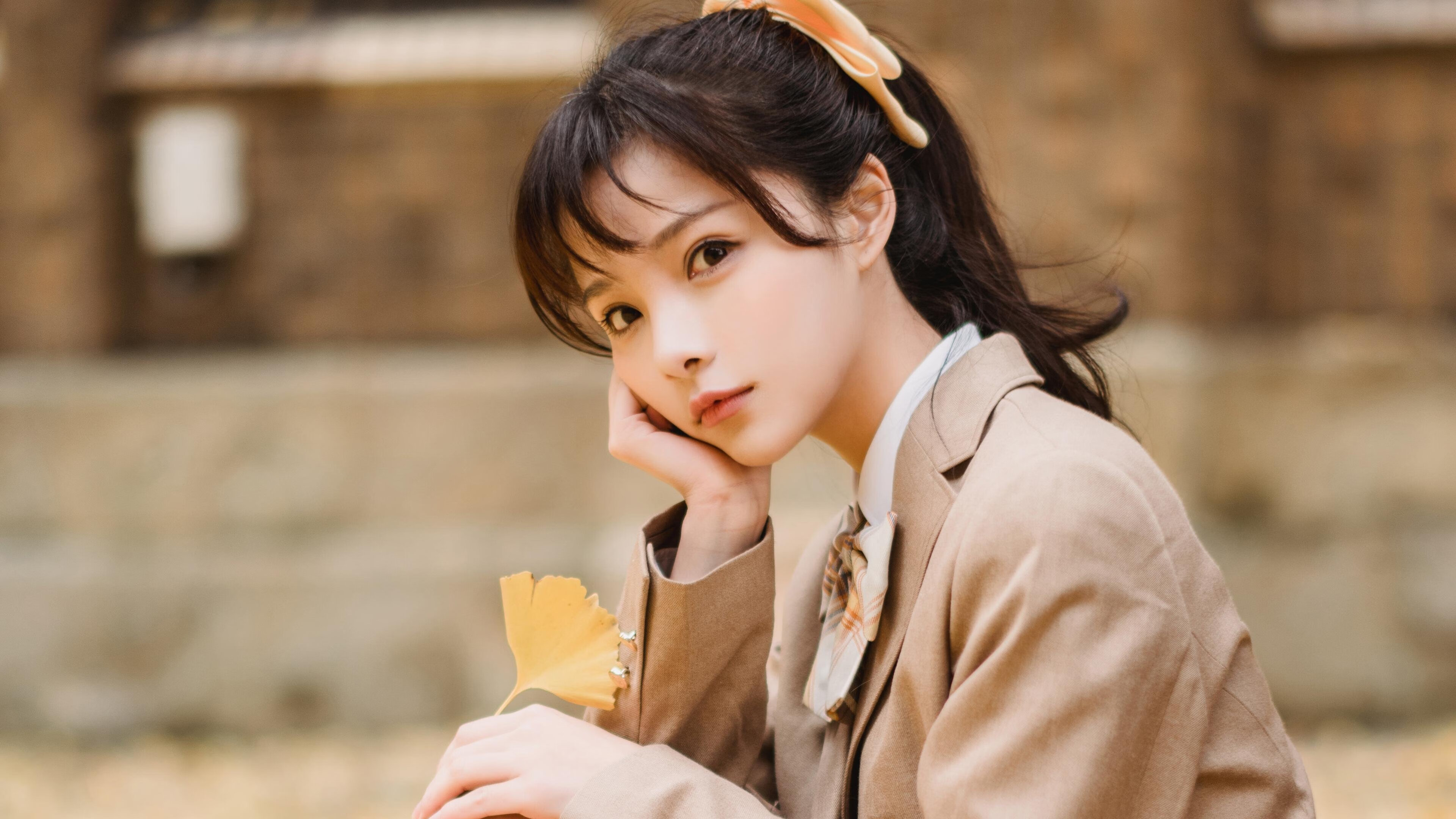 唯一性之战,尼克斯用连续得分艺术压制活塞,杰伦·格林在焦点舞台重塑自我