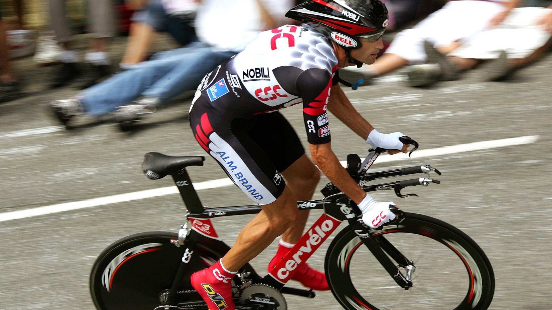 欧冠淘汰赛焦点战与湖人生死战,跨越体育的决战精神